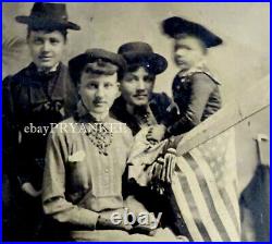 1800's ANTIQUE Vintage PATRIOTIC WOMEN with UNUSUAL US FLAG Tintype Photo