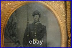 1860s 3.5 CIVIL WAR Ambrotype PHOTO of Armed UNION ARMY SOLDIER green gold