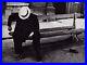 1932-68-Vintage-SLEEPING-MAN-CITY-BENCH-Paris-France-Photo-Gravure-BRASSAI-8x10-01-abr