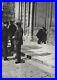 1939-Vintage-BRASSAI-Old-Man-Peeping-Door-CURIOSITY-Street-France-Photo-Gravure-01-zyc