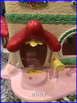 1983 Strawberry Shortcake Berry Happy Home Doll House. See Photos