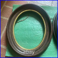 ANTIQUE HTF Deep Walnut Oval Picture Frame 13 C 11Inside About 10 X 8