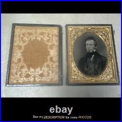 Antique 1/4 Plate Ambrotype Photograph Well Dressed Young Man Large Silk Tie