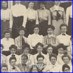 Antique Cabinet Card Photograph Smith Women's College Class 1904 Northampton MA