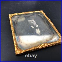 Antique Handsome Young FIERCE Man Daguerreotype Photo Photograph 1850s Victorian