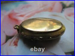 Antique Victorian Etruscan Revival Picture Locket in Gold Fill