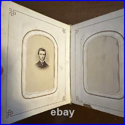 Antique Victorian Photo Album Late 1900 metal hinge with28 black white photos