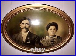 Atq Vintage Oval Frame Convex Bubble Glass Couple Portrait Picture Photograph