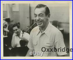 EDDIE CANTOR Candid Portrait Jazz Singer VIK Records Studio 1956 Photo RARE