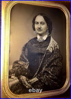 HALF PLATE 1850s Daguerreotype Photo Pretty Woman in Shawl Mona Lisa Smile