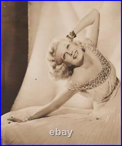 Jean Harlow (1937)? Hollywood beauty Exotic Alluring Pose Photo K 161