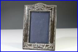 NICE ANTIQUE STERLING SILVER PICTURE / PHOTO FRAME London