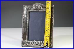 NICE ANTIQUE STERLING SILVER PICTURE / PHOTO FRAME London