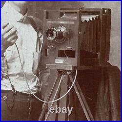 ORIGINAL! PHOTOGRAPHER SELF PORTRAIT PHOTOGRAPH c1890 OCCUPATIONAL