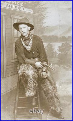 ORIGINAL! WESTERN AMERICANA ARMED COWBOY PHOTO POSTCARD RPPC c1904