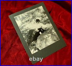 RARE ANTIQUE ARTISTIC PHOTO! BEAUTIFUL WOMAN PICNICS IN FOREST Historic FASHION