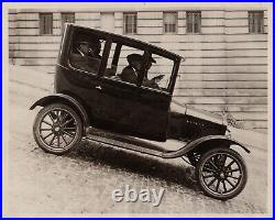 Type 1 Original Photo 1921 Ford Model T Tudor Sedan on San Francisco Hill RARE