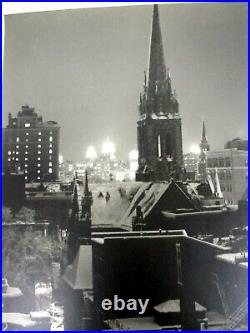 VINTAGE ORIGINAL L. WHITNEY STANDISH PHOTOGRAPH of NEW ENGLAND CHURCH IN CITY