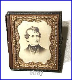 Vintage Antique 19C Gold Plate Daguerreotype Photo Portrait Gentleman Half Case