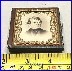 Vintage Antique 19C Gold Plate Daguerreotype Photo Portrait Gentleman Half Case