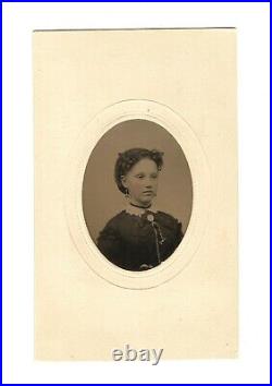 Vintage Antique Tintype Photo Beautiful Lovely Young Victorian Lady Teen Girl