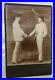 Vintage-Antique-Trick-Photography-Cabinet-Card-Man-Shakes-His-Own-Hand-Illinois-01-umcv