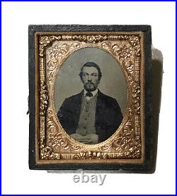 Vintage Antique1800'Gold Plate Daguerreotype Photo Portrait Gentleman Half Case