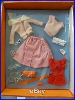 Vintage Barbie Giftset #861 Almost Complete See photos below text