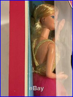 Vintage Fashion Photo Barbie Doll 1977 # 2210 Superstar Vintage Classic NRFB