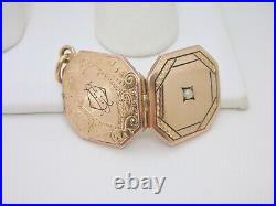 Vintage Victorian Art Deco Etched Gold Filled Pearl Photo Locket 1